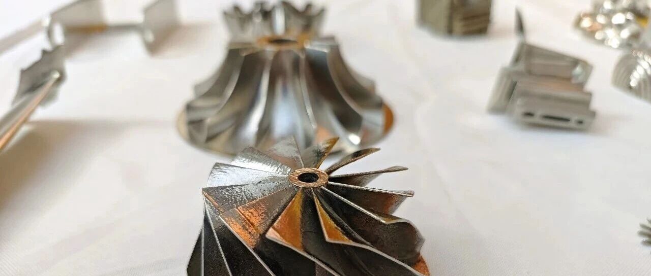 3D打印材料全景解析：从基础塑料到前沿复合材料的技术演进与应用选择